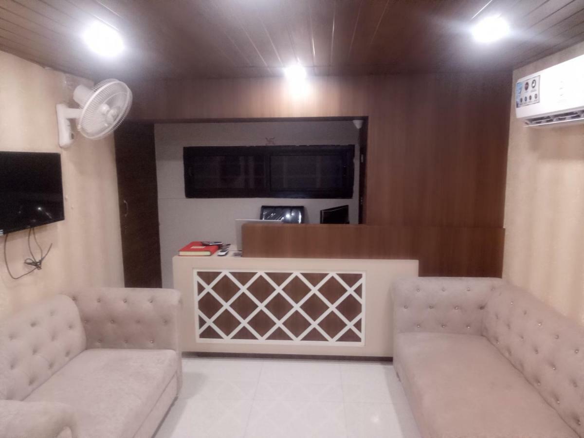 Hotel Prestige Ατζμέρ Εξωτερικό φωτογραφία